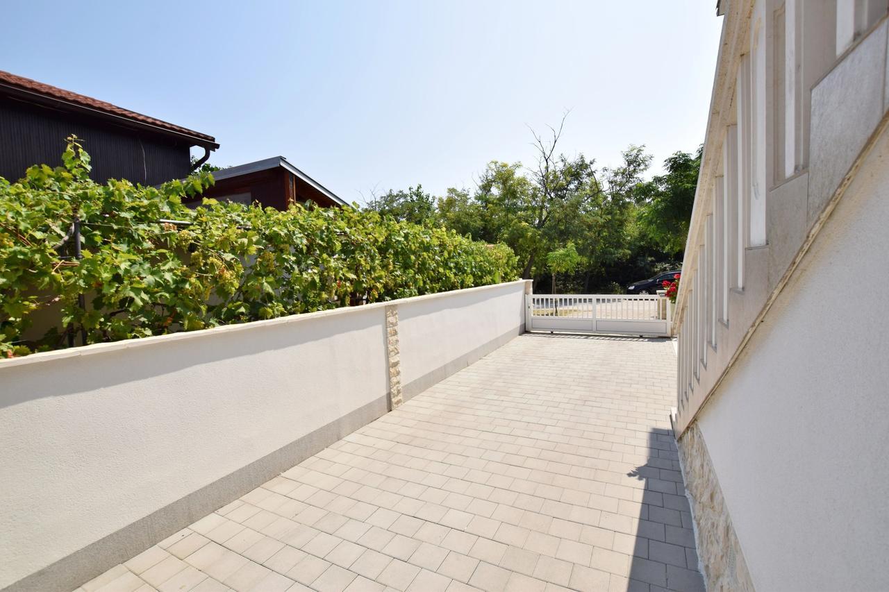 Apartment Diva Nin Εξωτερικό φωτογραφία